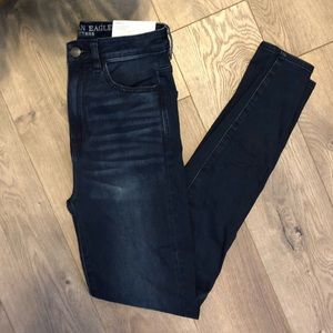 NWT • American Eagle • Highest Rise Skinny Jeans